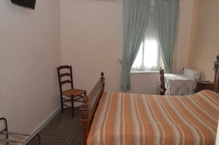 Hotel Du Commerce Pont-de-Vaux Dış mekan fotoğraf